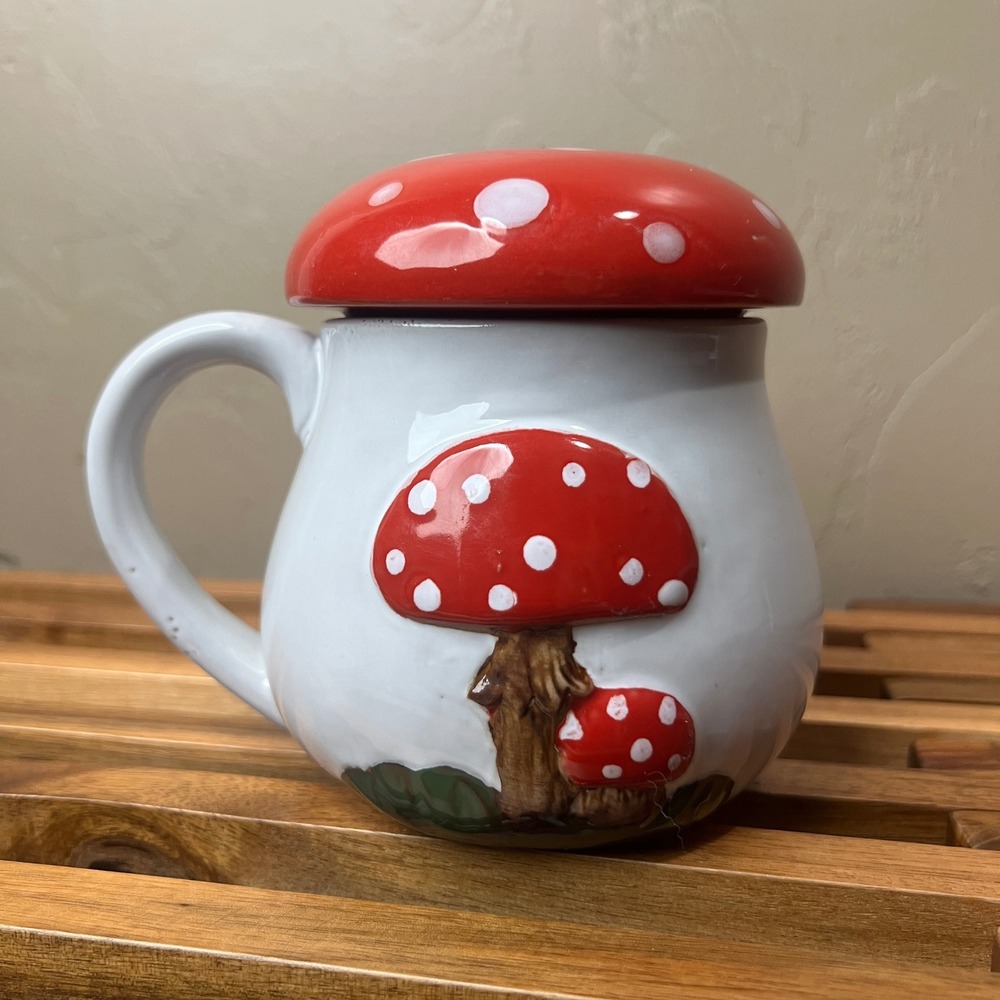 Vintage Style Ceramic Mushroom Mug with Lid Red White Toadstool Cottagecore